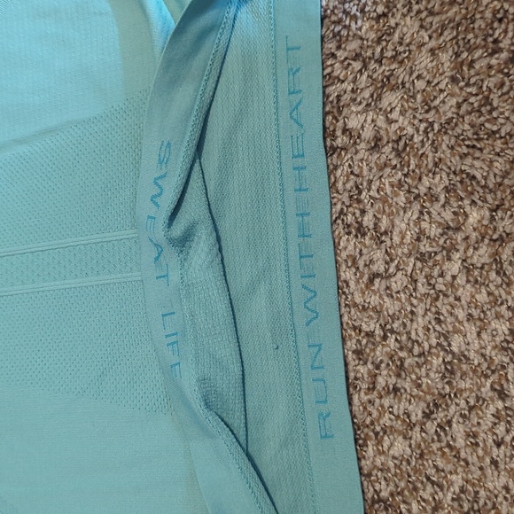 Lululemon Swiftly Tee - Picture 5 of 7
